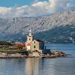 Antea, Hvar شقة