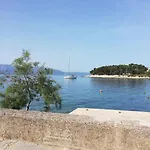 Antea, Hvar