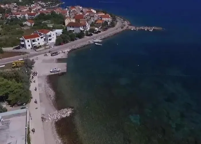 Antea, Hvar 公寓 *