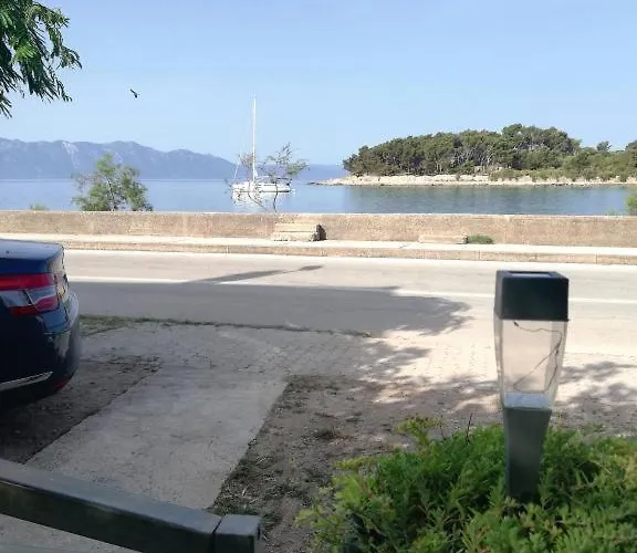 Antea, Hvar *